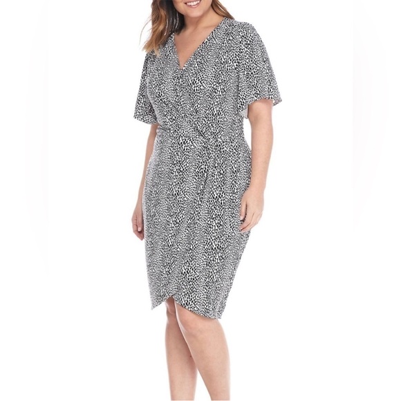 •Madison• NWT Animal Print Faux Wrap Dress - Size 3X - Picture 3 of 11